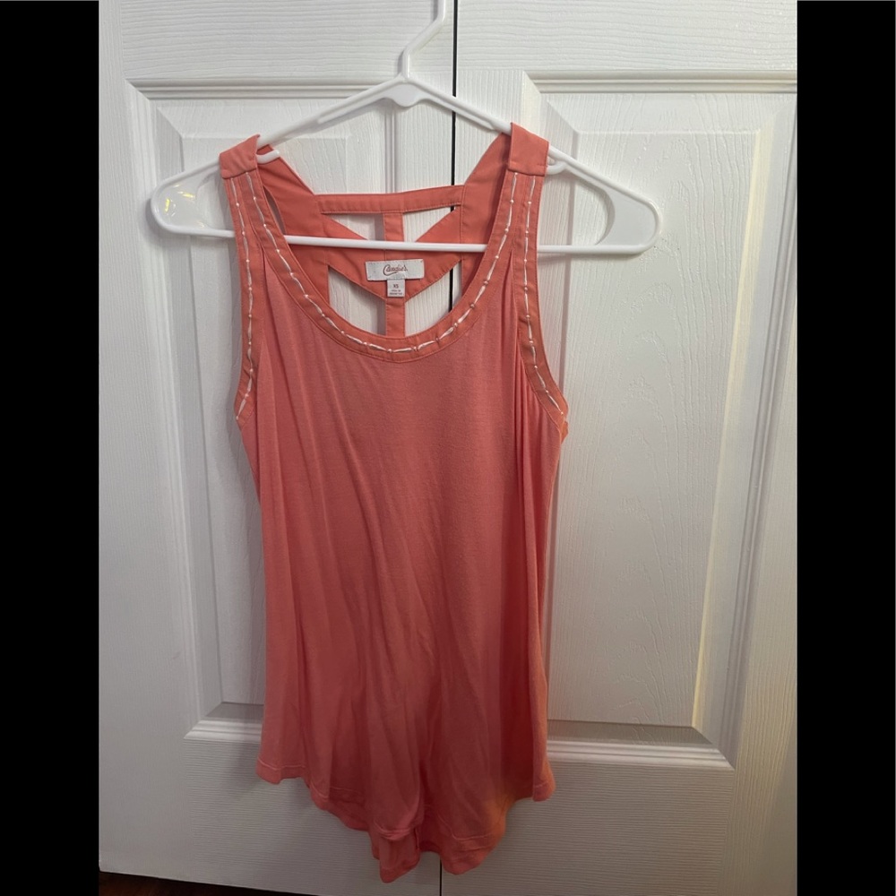 coral tank top